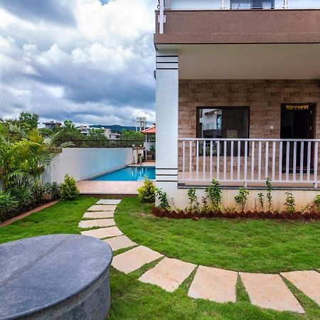 Saffronstays Aster, Plunge Pool Villa With Garden, Lonavala Buitenkant foto