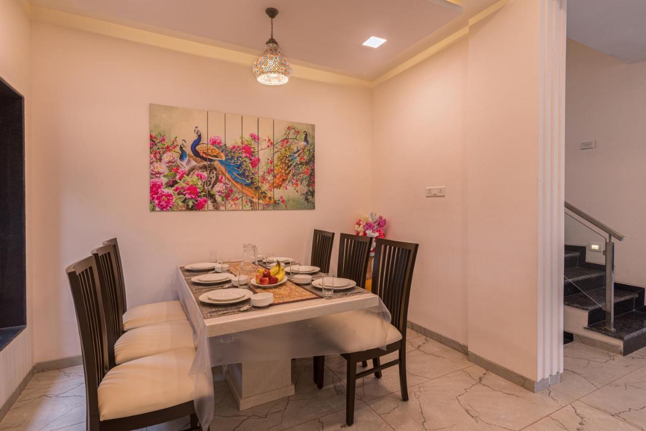 Saffronstays Aster, Plunge Pool Villa With Garden, Lonavala Buitenkant foto